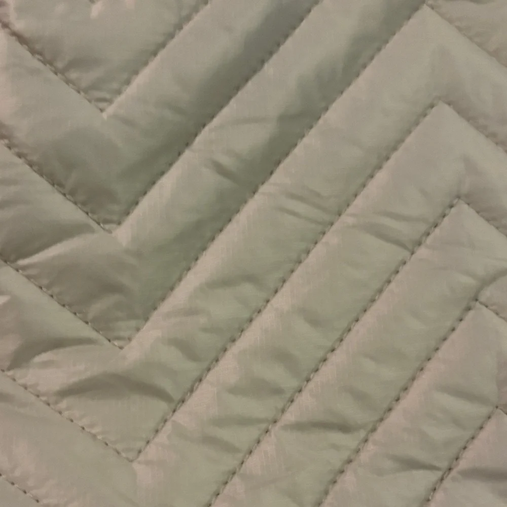 Athleta Quilted Beige Athletic Shorts